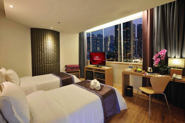 Room 20 of 35