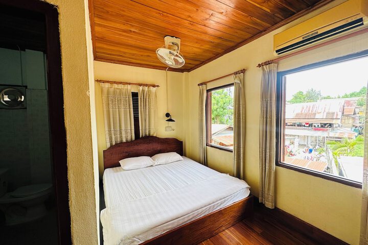 Room 36 of 60