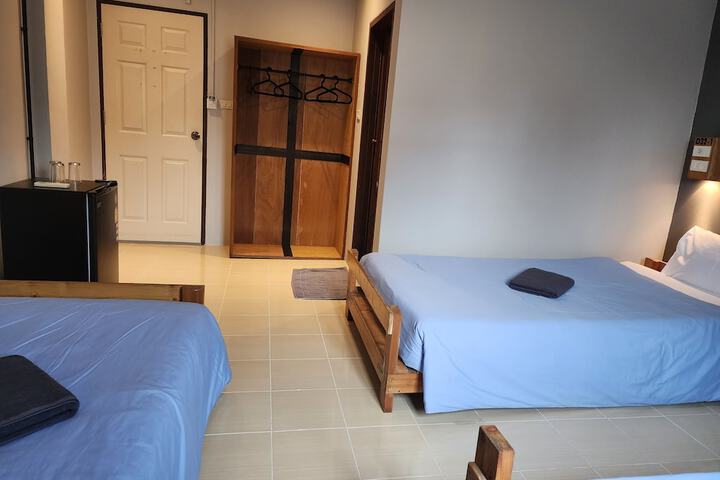 Room 21 of 86