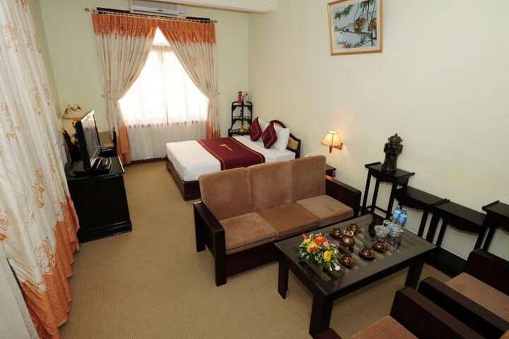 Room 4 of 31