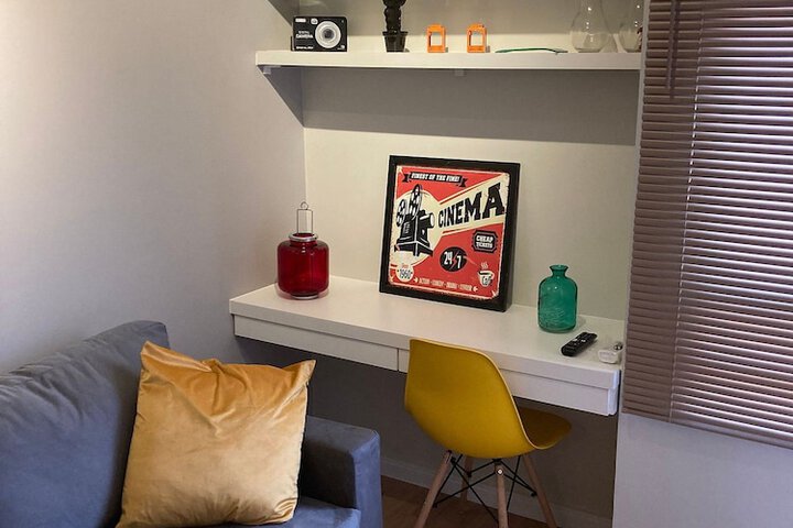 Room 15 of 42