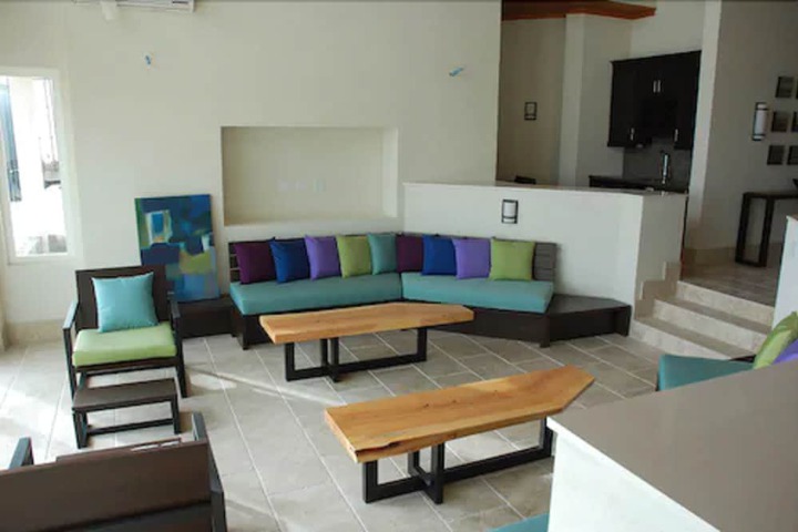 Room 14 of 34