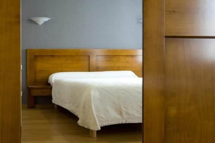 Room 15 of 61