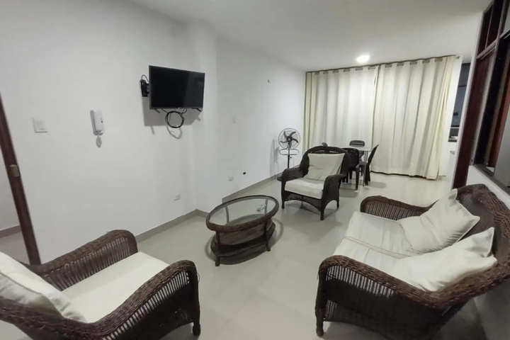 Room 2 of 4