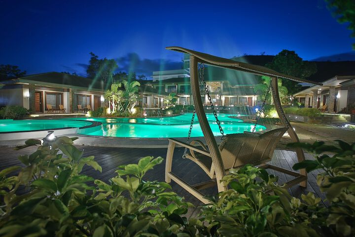 Pool 42 of 74