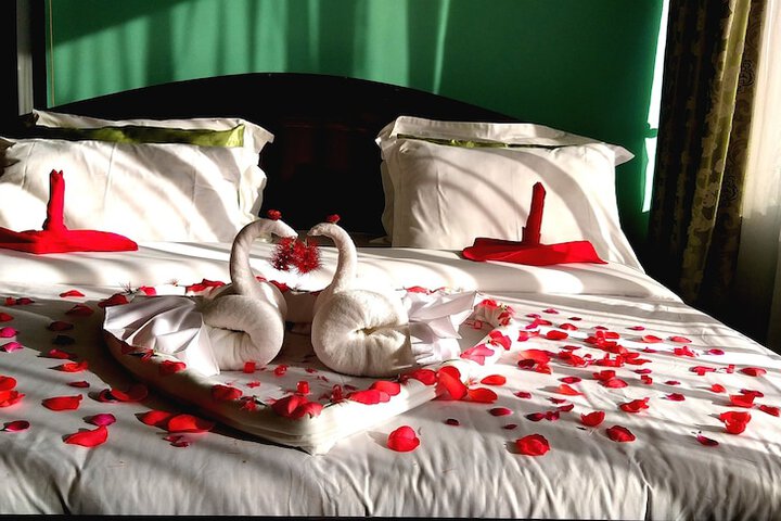 Room 2 of 15