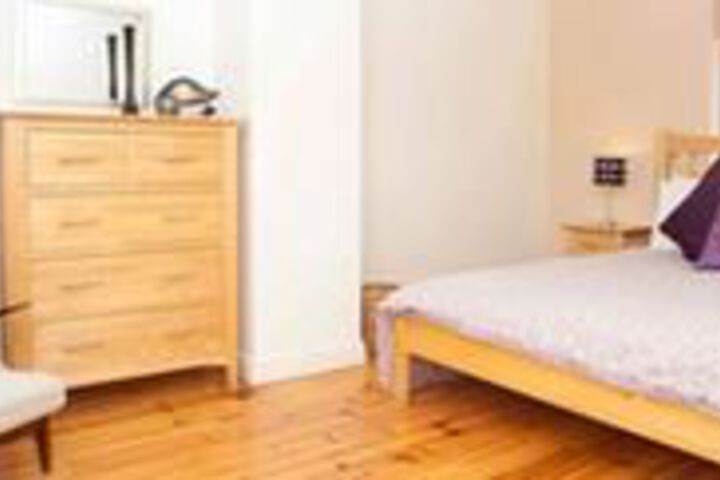 Room 9 of 29