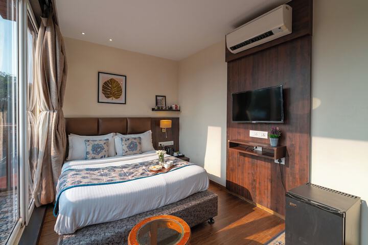 Room 6 of 26