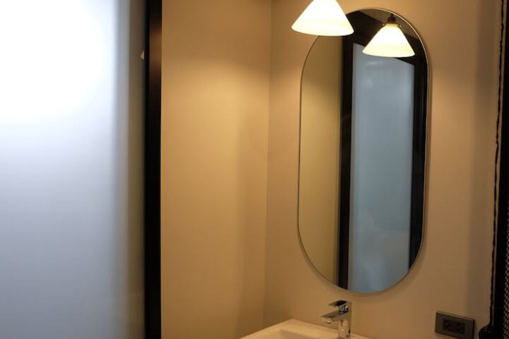 Room 76 of 138