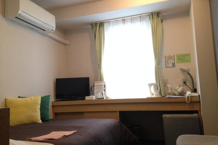 Room 21 of 31