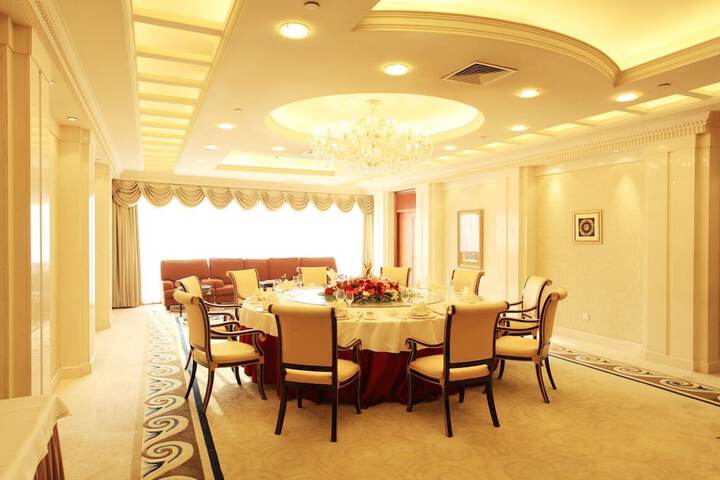 Dining 89 of 121
