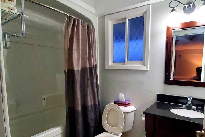 Room 15 of 46
