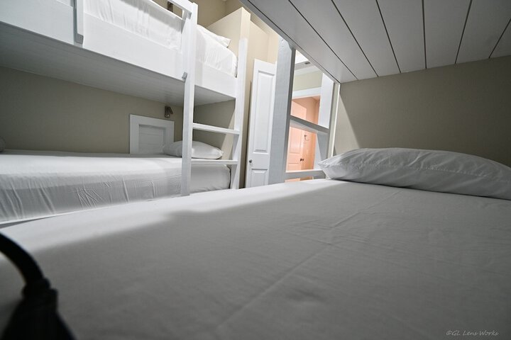 Room 30 of 125