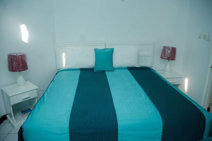 Room 3 of 41