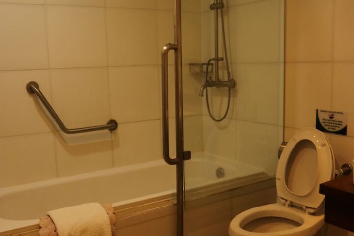 Room 36 of 72