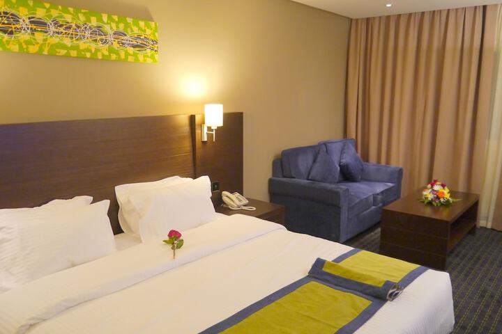 Room 32 of 140
