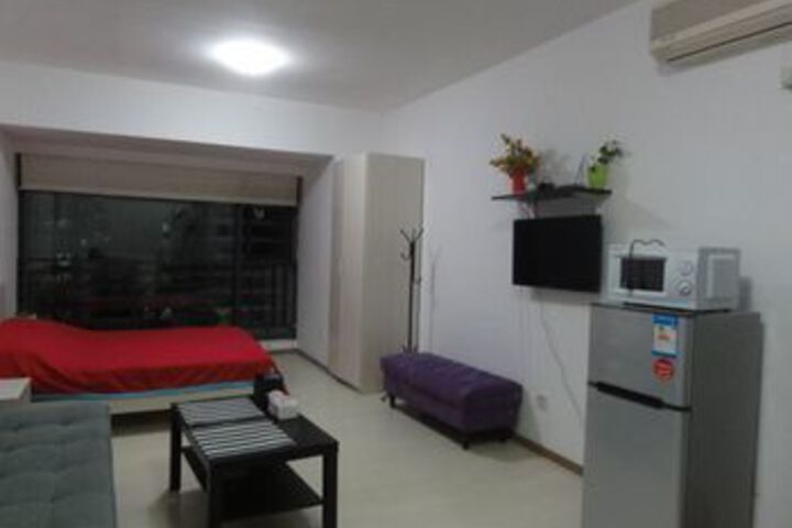 Room 14 of 37