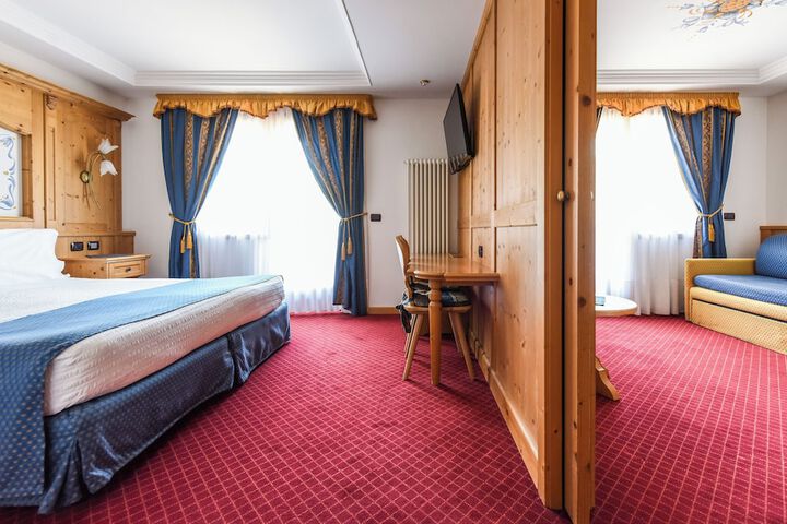 Room 57 of 97
