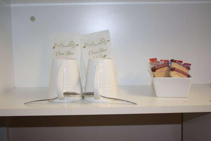 Breakfast/Coffee Service 26 of 46