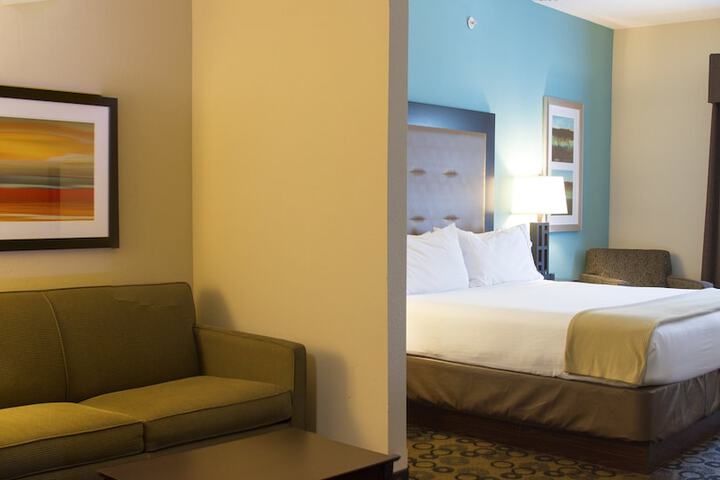 Room 9 of 53