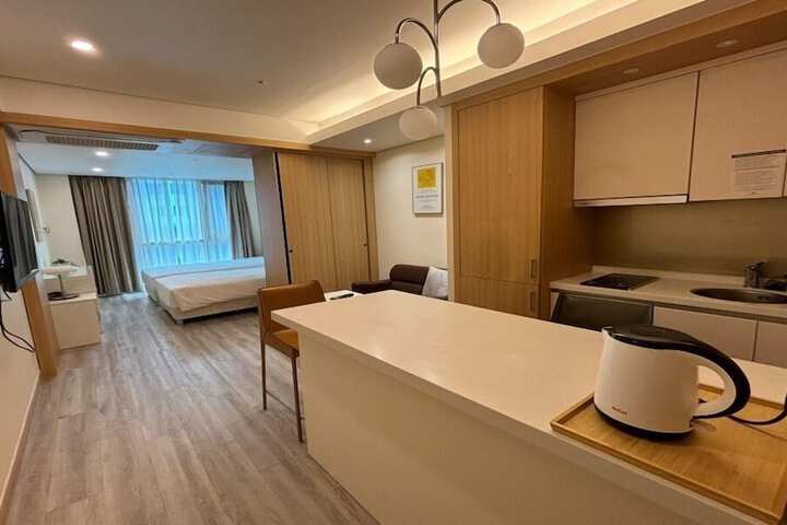 Room 38 of 86