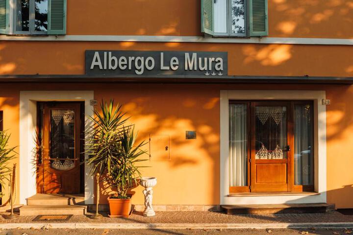 Exterior of Hotel Le Mura