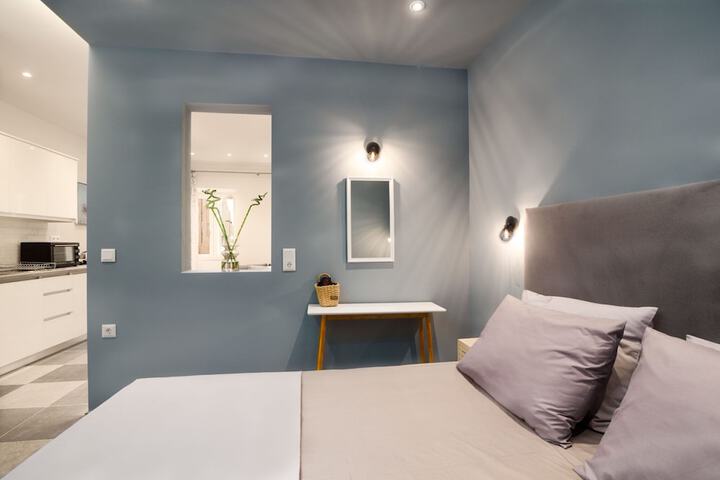 Room 4 of 41