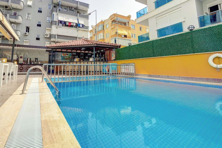 Pools & Facilities