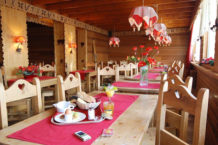 Breakfast area