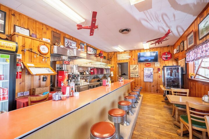 Breakfast/Coffee Service 52 of 68