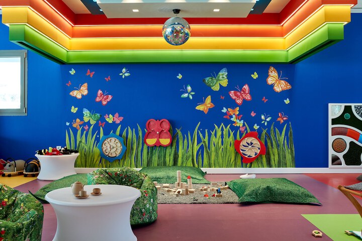 Childrens Activities 88 of 225