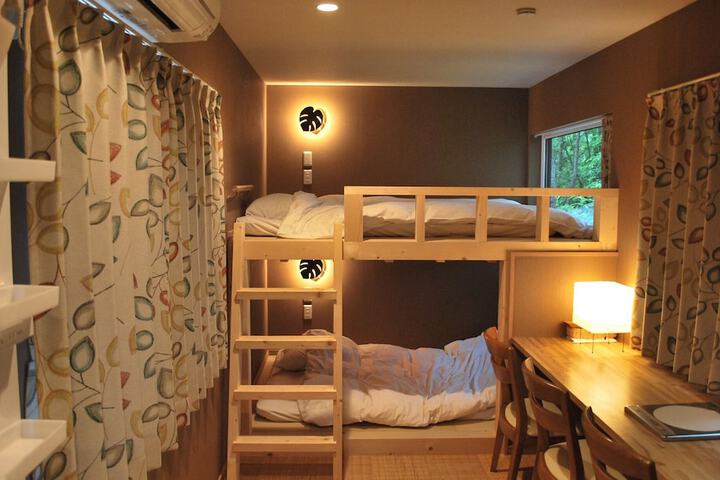 Room 40 of 101