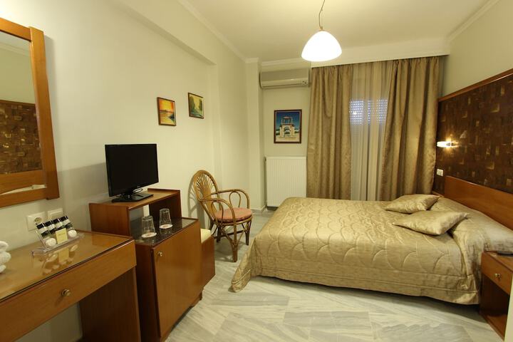 Room 25 of 85