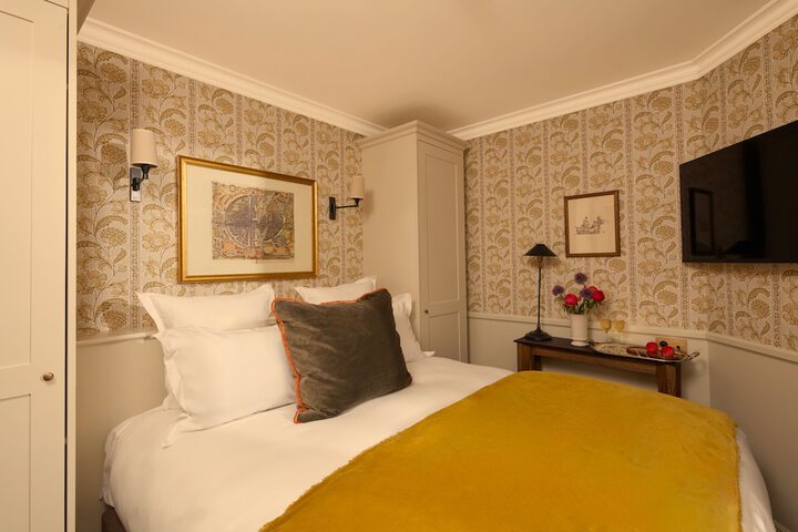 Room 40 of 79
