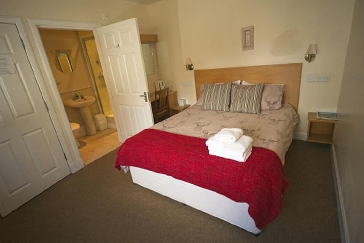 Room 2 of 13