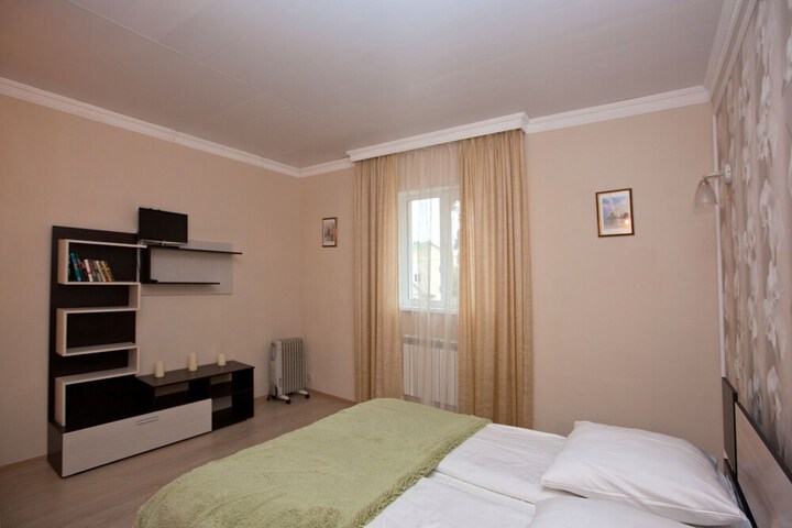 Room 13 of 46