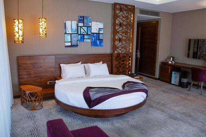 Room 15 of 57