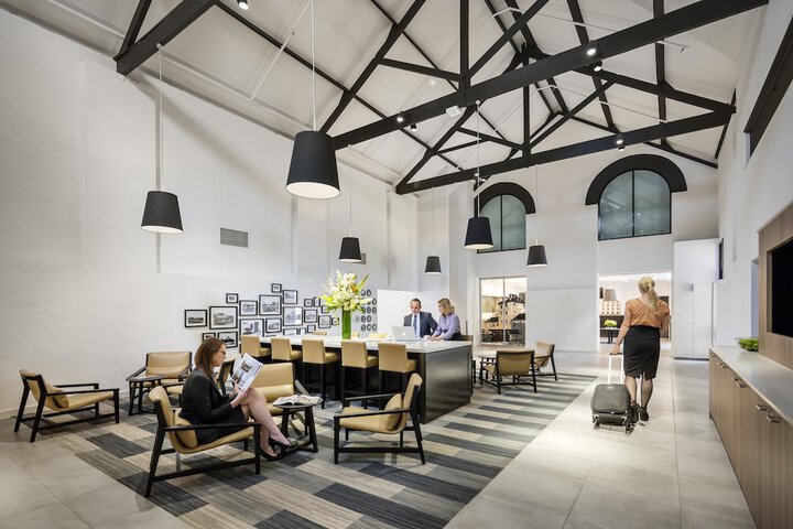 Guest Lobby