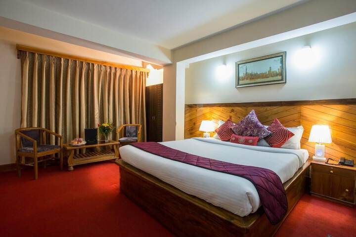 Room 4 of 43