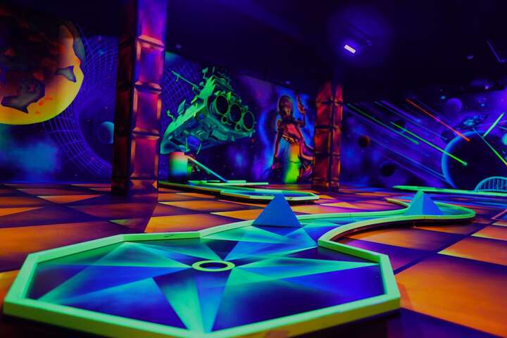 Mini-golf