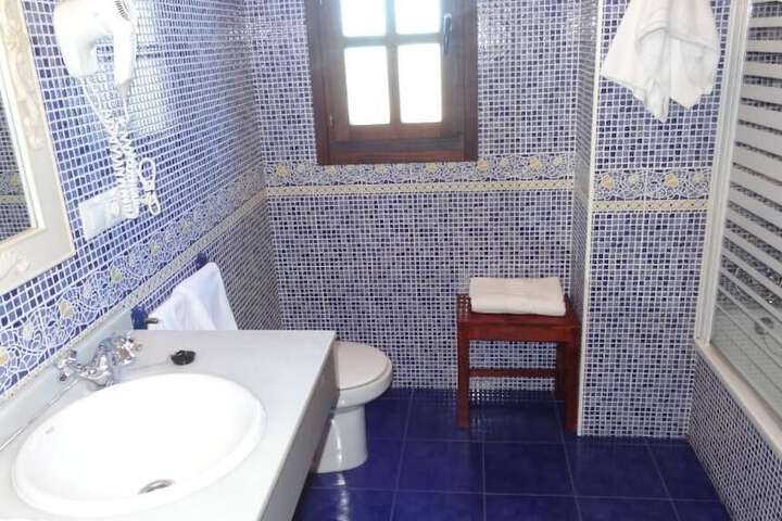 Room 30 of 59