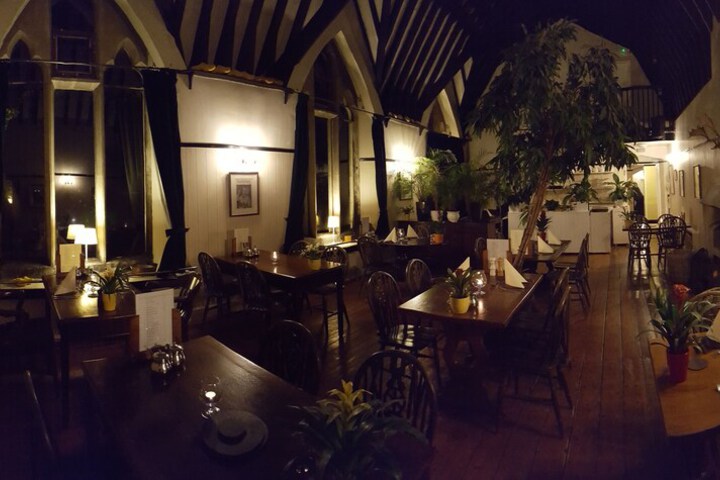Dining 25 of 47