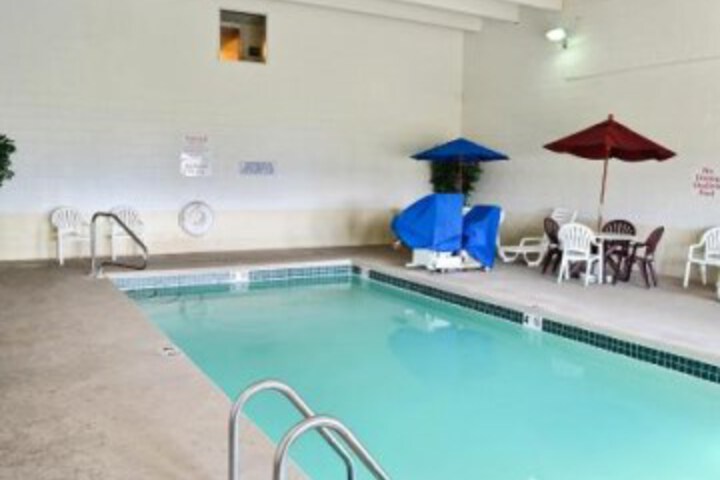 Pool 36 of 65