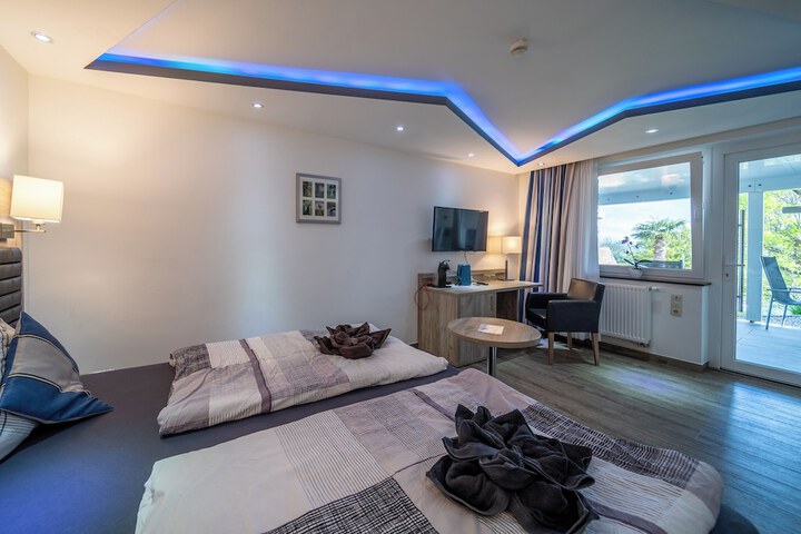 Room 12 of 67