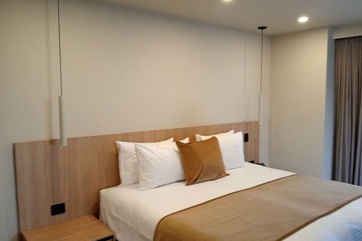 Room 12 of 123