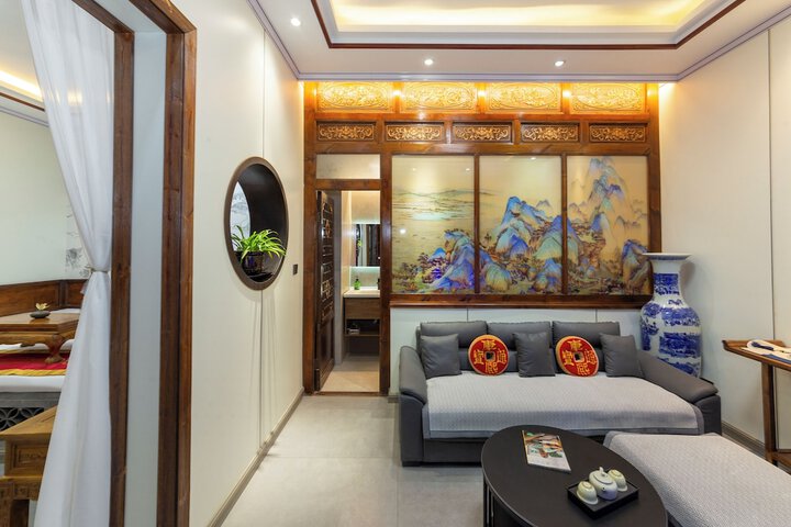 Room 18 of 50