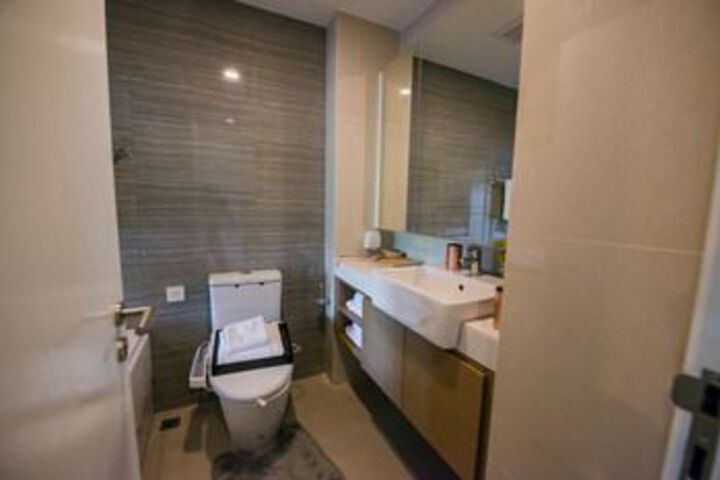Room 2 of 58