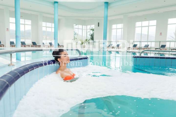 Pools & Facilities