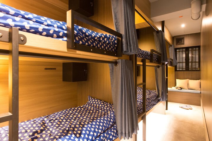 Room 4 of 58