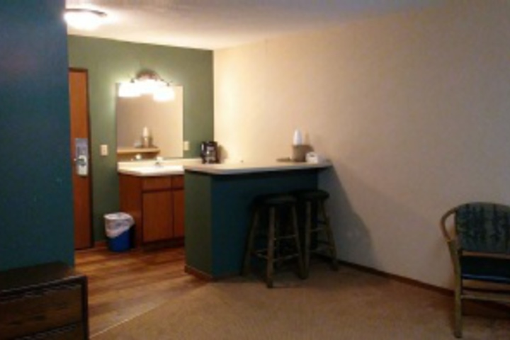 Room 178 of 348